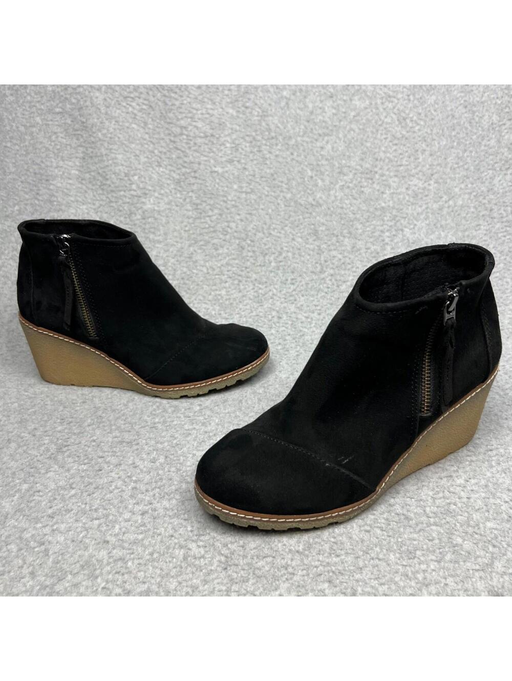 TOMS Suede Wedge Zipper Ankle Boot Booties Womens Size 7.5 Casual Round Toe